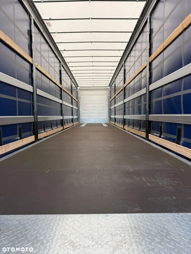 Schmitz Cargobull odbiór w Polsce, nowa naczepa plandeka Varios 2026 rok - 13