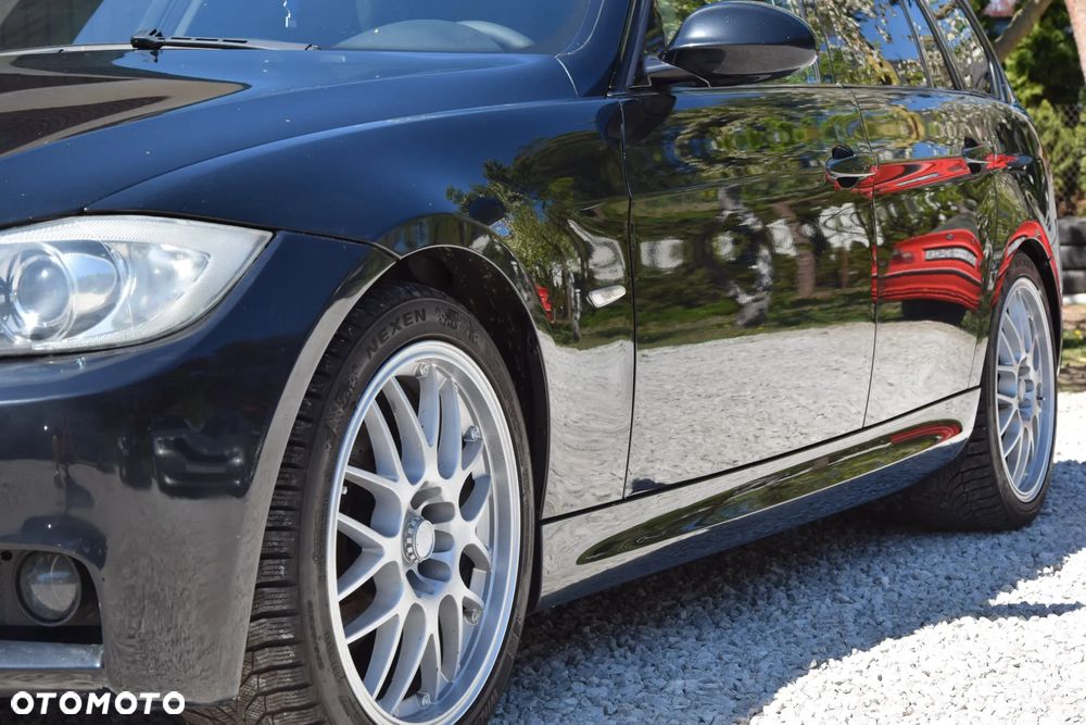 BMW Seria 3 318i - 11