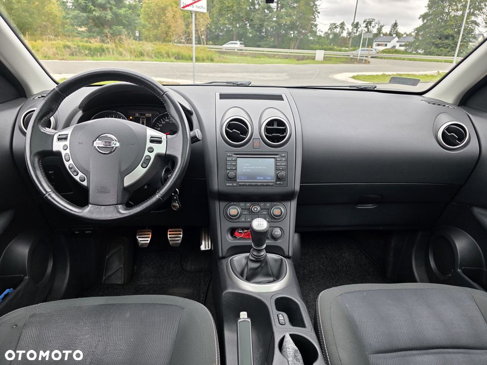 Nissan Qashqai+2 - 15
