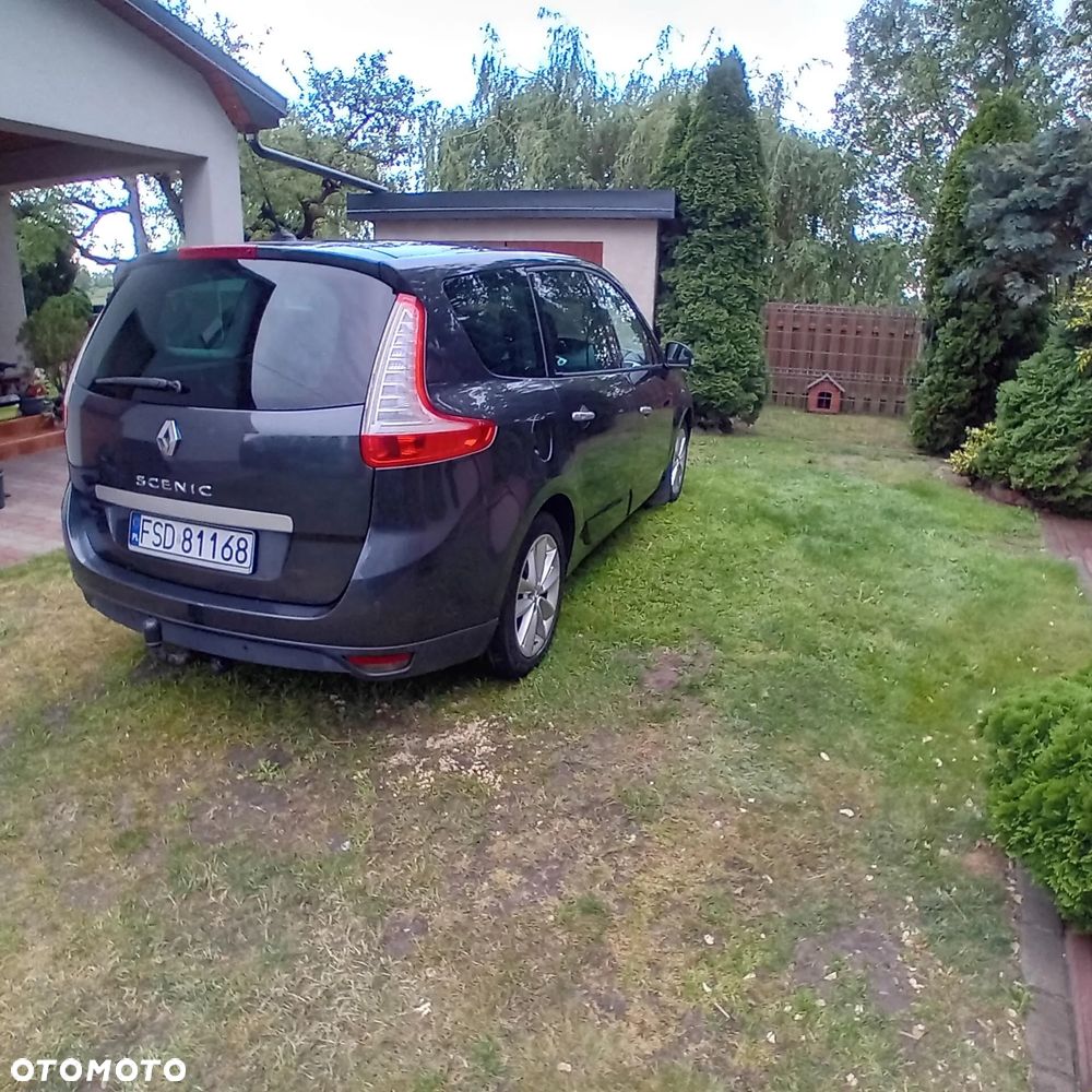Renault Scenic 2.0 16V 140 CVT Dynamique - 6