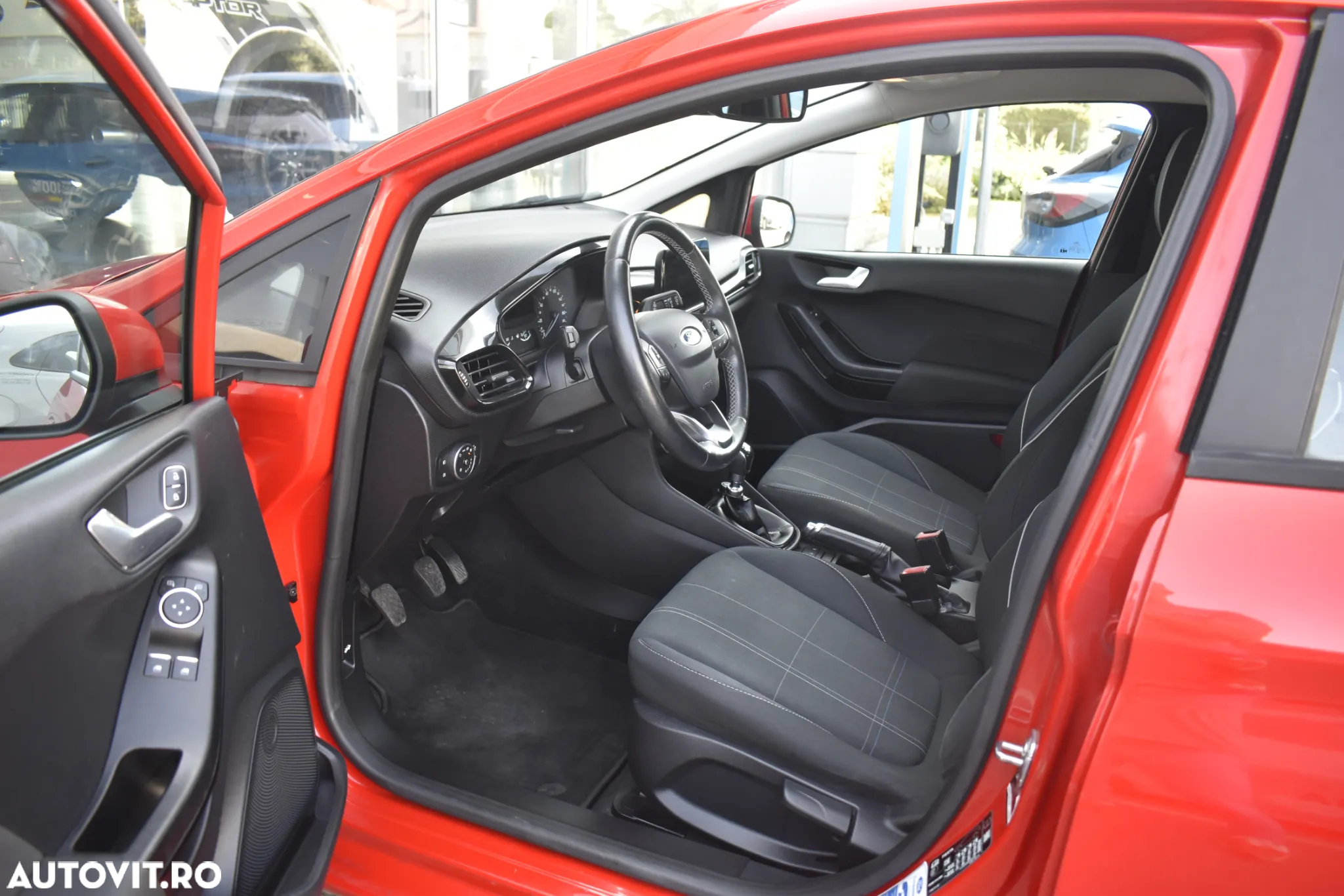 Ford Fiesta 1.0 EcoBoost Trend - 30