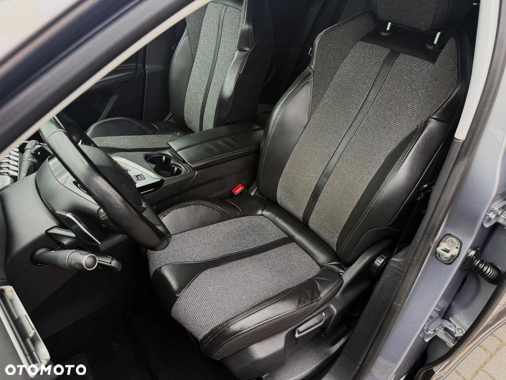 Peugeot 3008 BlueHDi 130 Stop & Start EAT8 Allure Business-Paket - 8