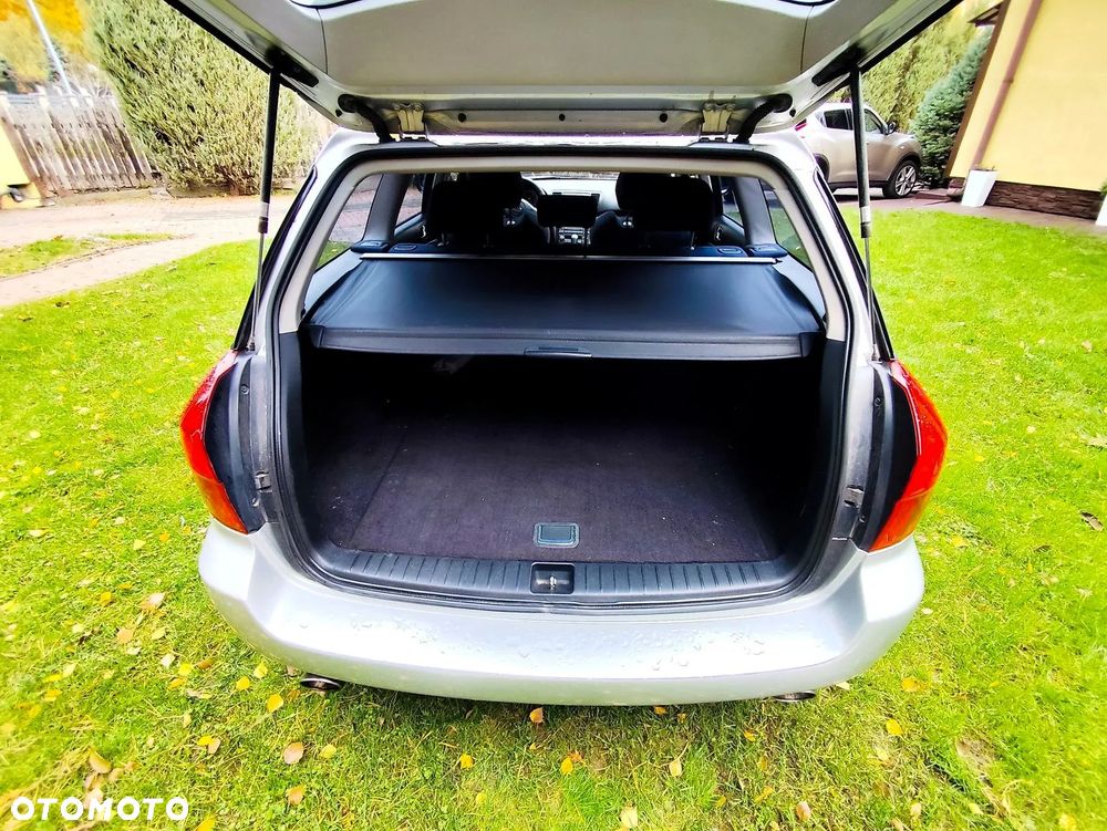Subaru Legacy SW 2.5i AT - 12