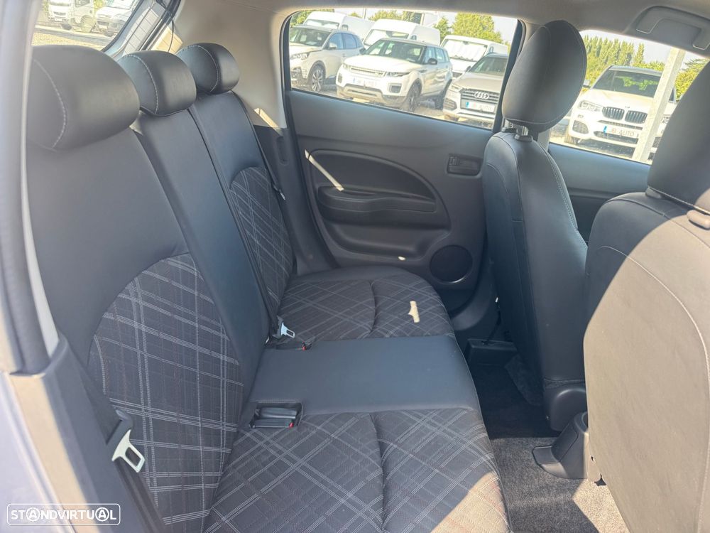Mitsubishi Space Star 1.2 Intense CVT - 13