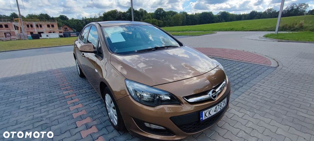 Opel Astra 1.4 T Active - 4