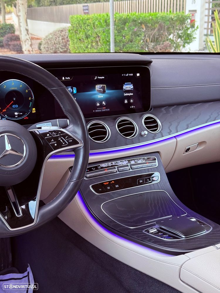 Mercedes-Benz E 300 de 4Matic 9G-TRONIC AMG Line - 33