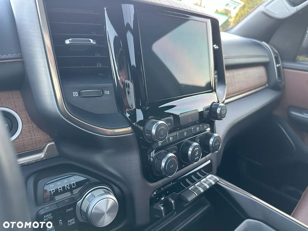 RAM 1500 5.7 Crew Cab Longhorn - 16