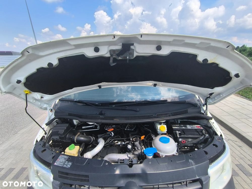 Volkswagen T5 - 19