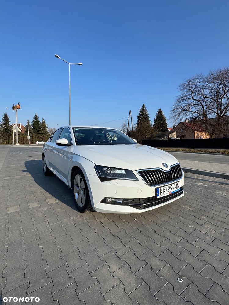 Skoda Superb 1.6 TDI Ambition DSG - 2