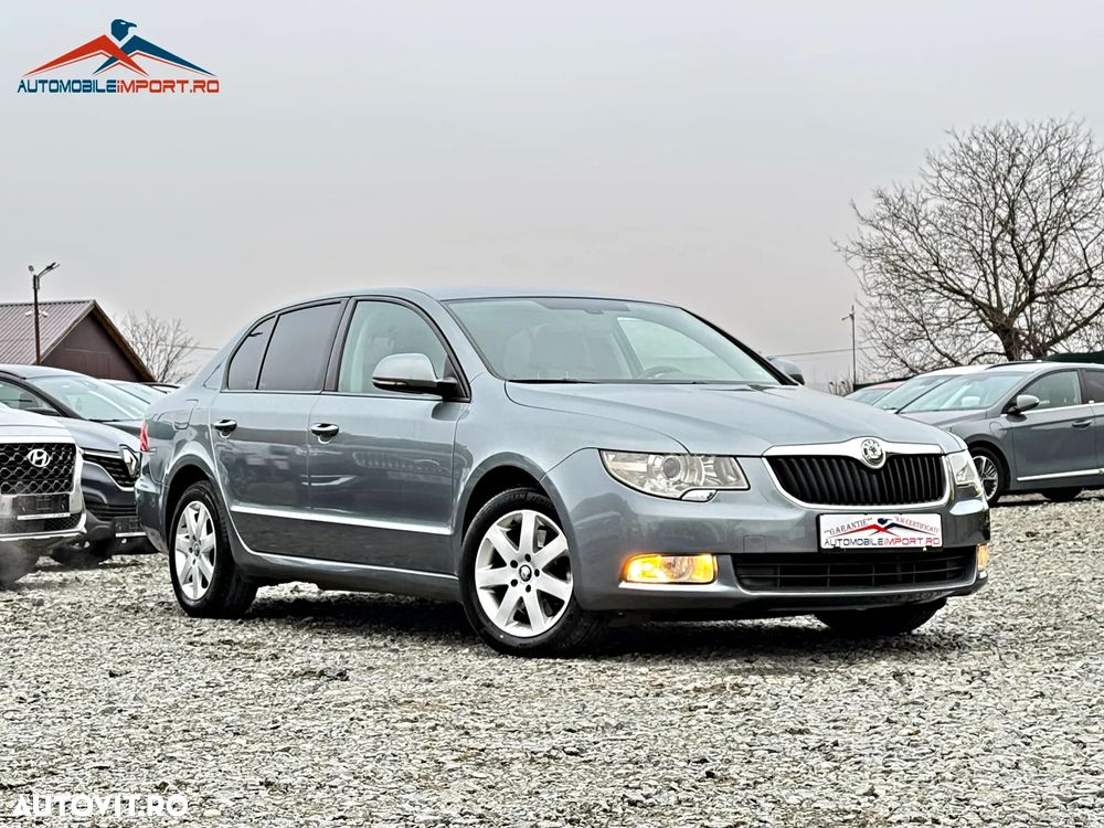 Skoda Superb 2.0 TDI DPF Elegance - 3