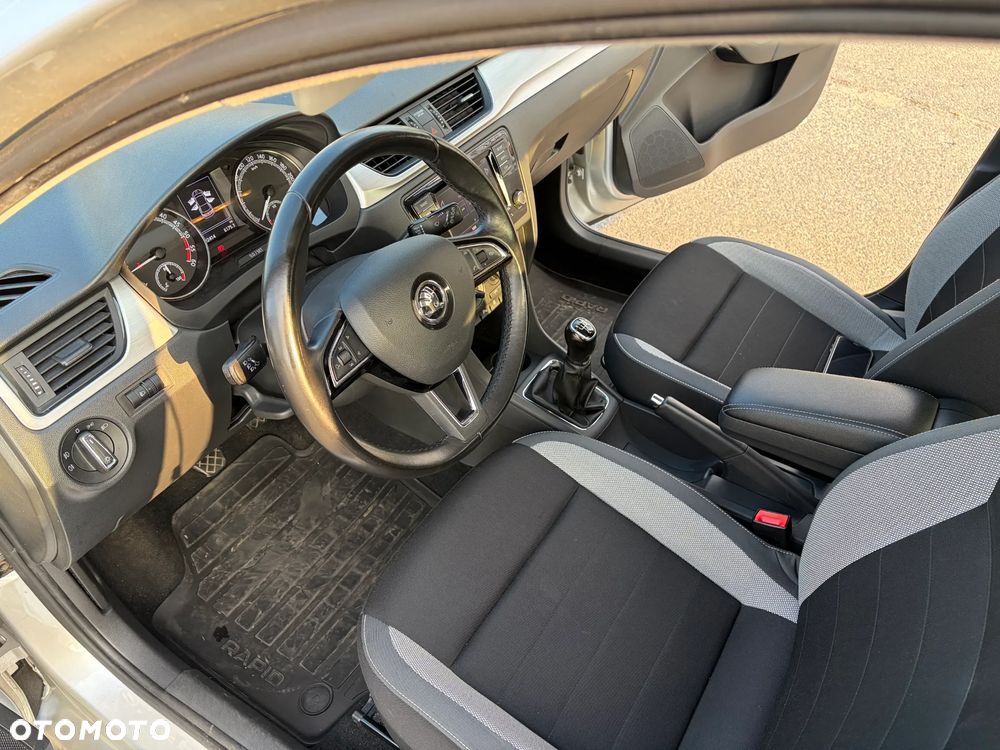Skoda RAPID Spb 1.6 TDI DPF Emotion Plus - 5