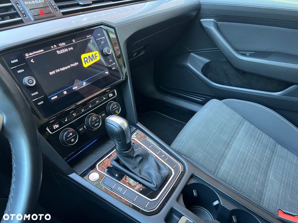 Volkswagen Passat 1.5 TSI OPF DSG - 16