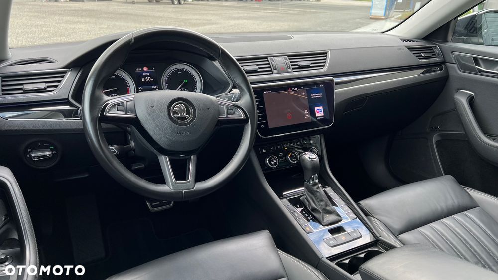 Skoda Superb 2.0 TDI SCR 4x4 L&K DSG - 11