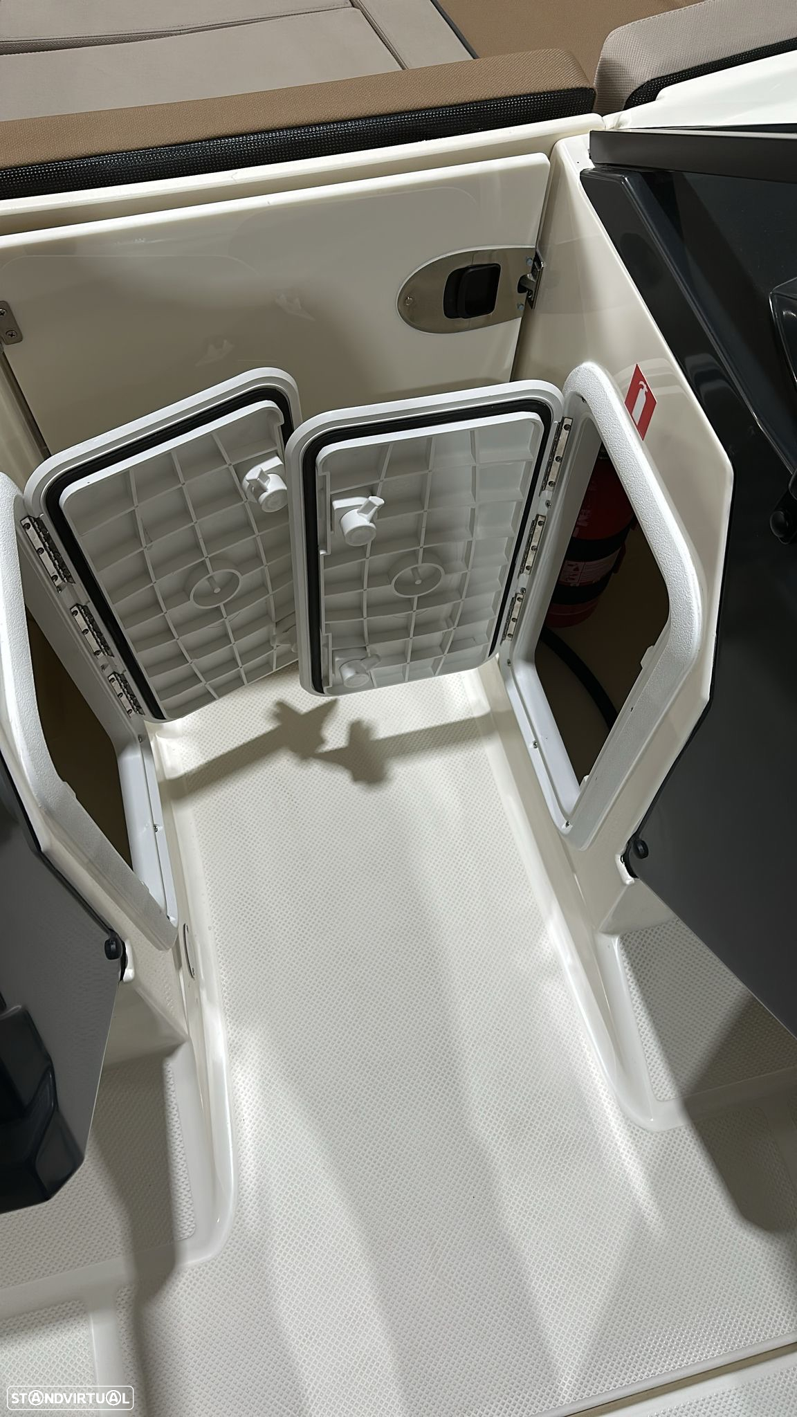 Quicksilver 555 Bow Rider - 8
