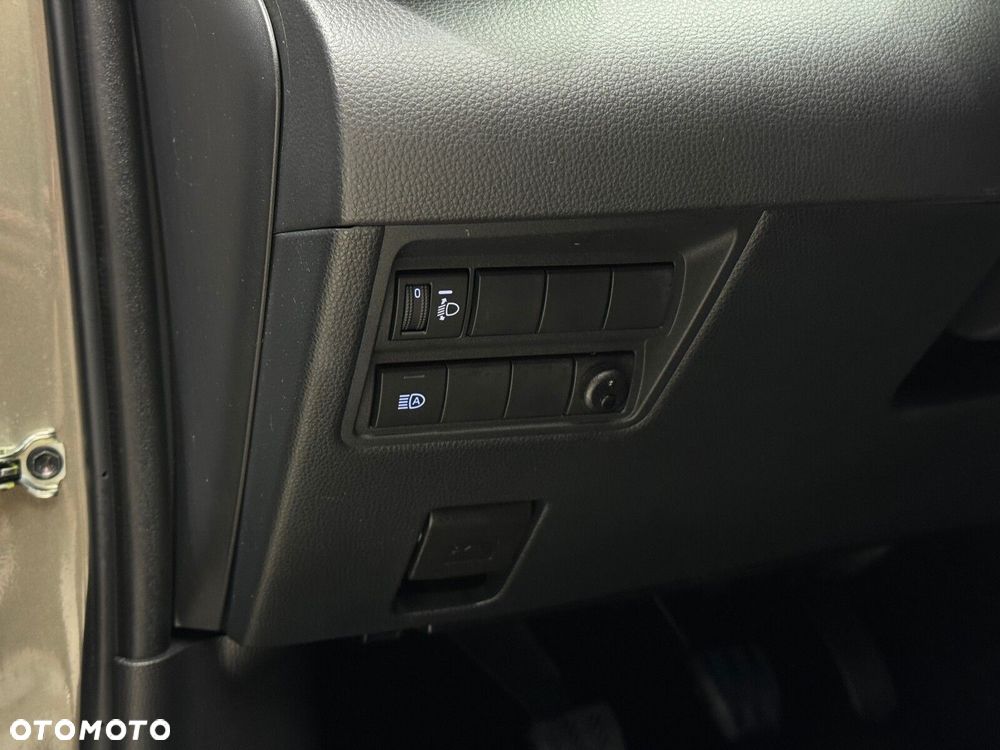 Toyota Yaris 1.5 Comfort - 21