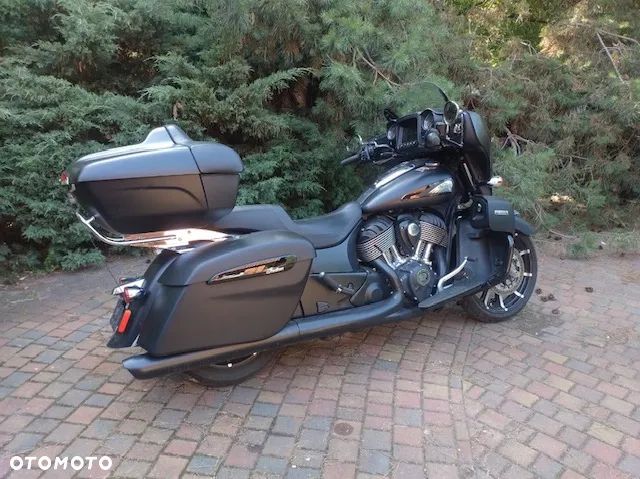 Indian Roadmaster - 1