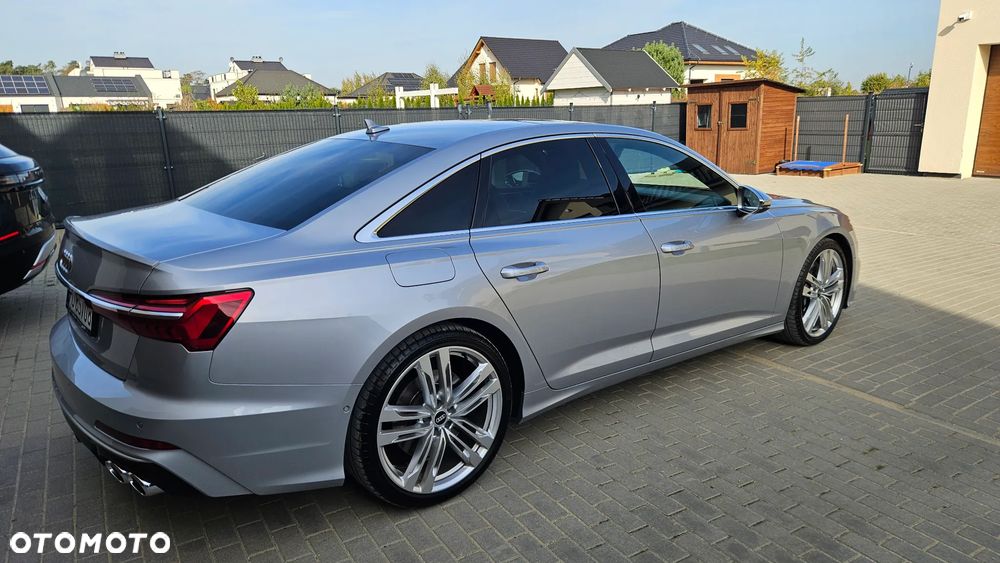 Audi S6 Limousine - 1