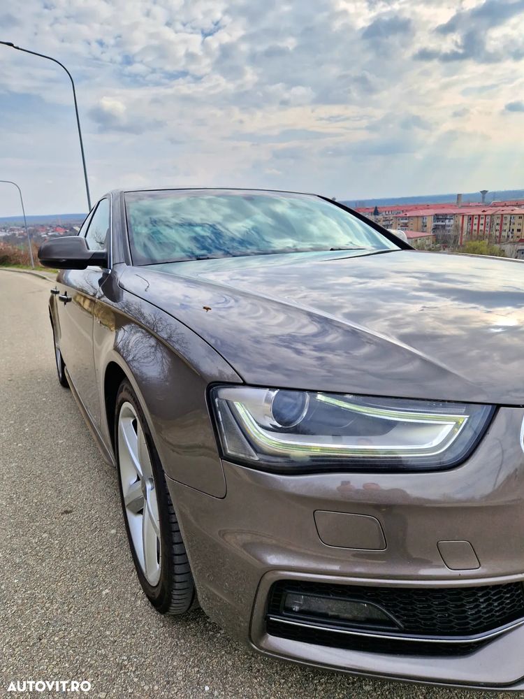 Audi A4 2.0 TDI DPF multitronic S line Sportpaket (plus) - 13