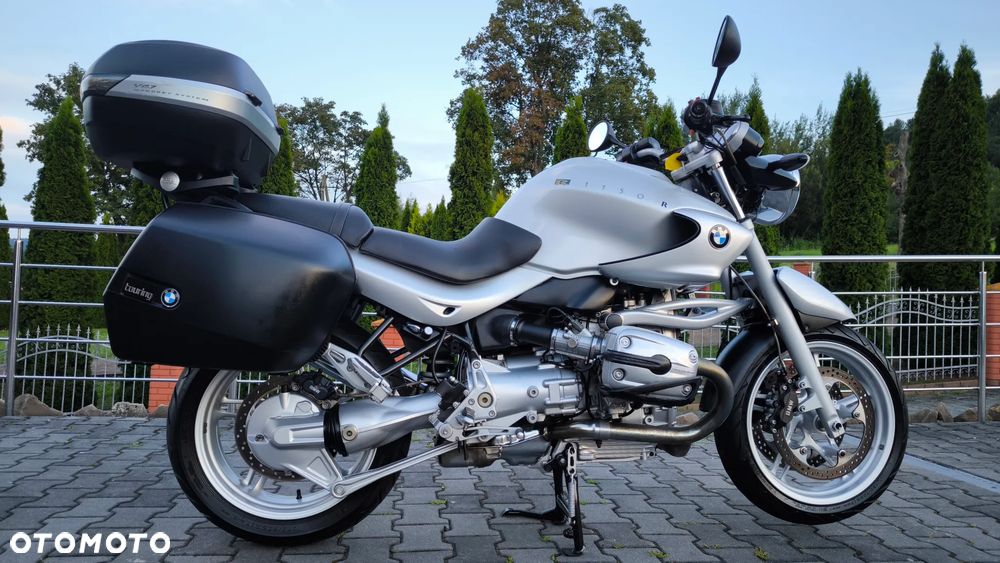 BMW R - 9