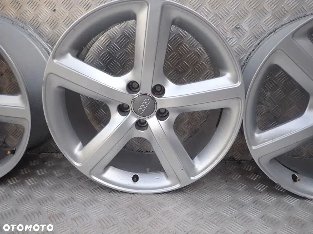 FELGI ALUMINIOWE AUDI 5X112 8X19 ET 39 8R0601025BD RADOM - 6
