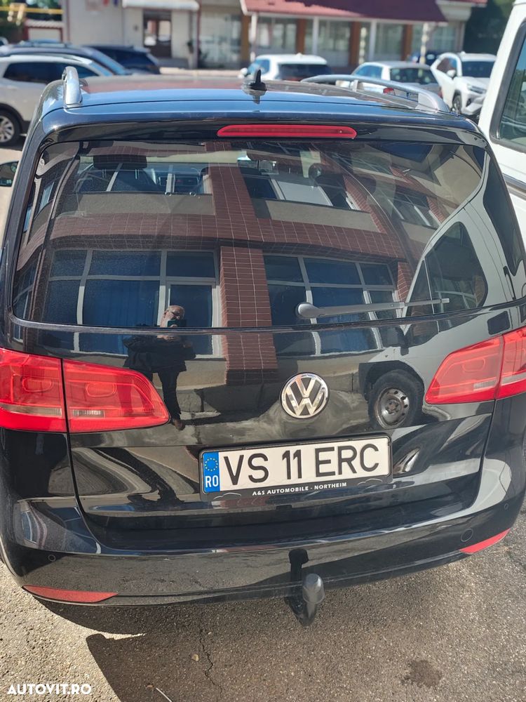 Volkswagen Touran 2.0 TDI Highline - 9