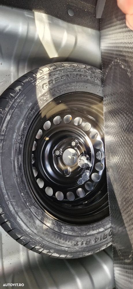 Dacia Spring Expression - 6