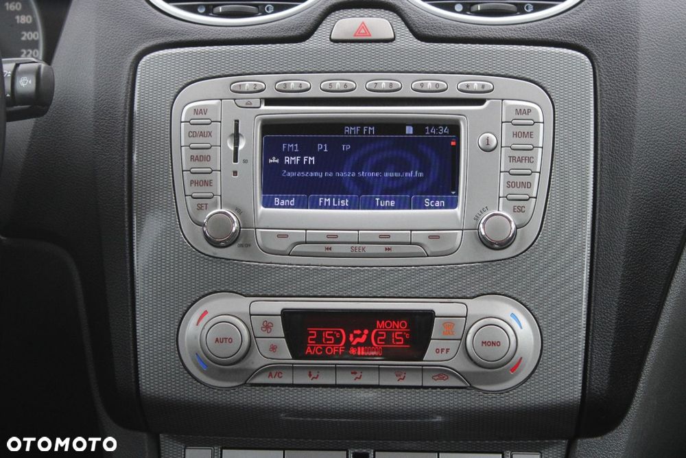 Ford Focus - 25