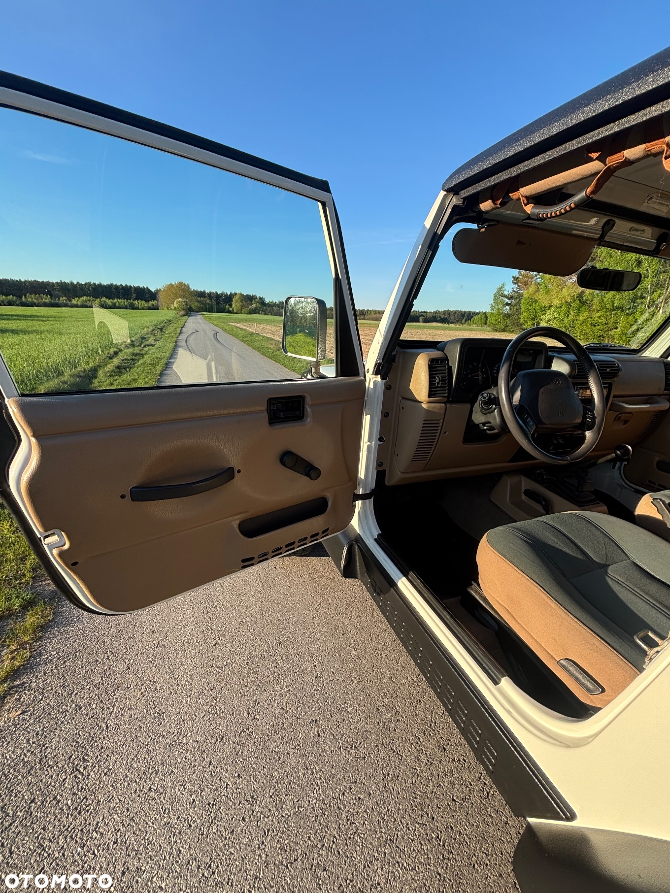 Jeep Wrangler 4.0 Sahara - 25