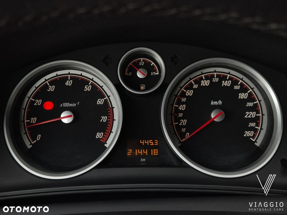Opel Astra - 16