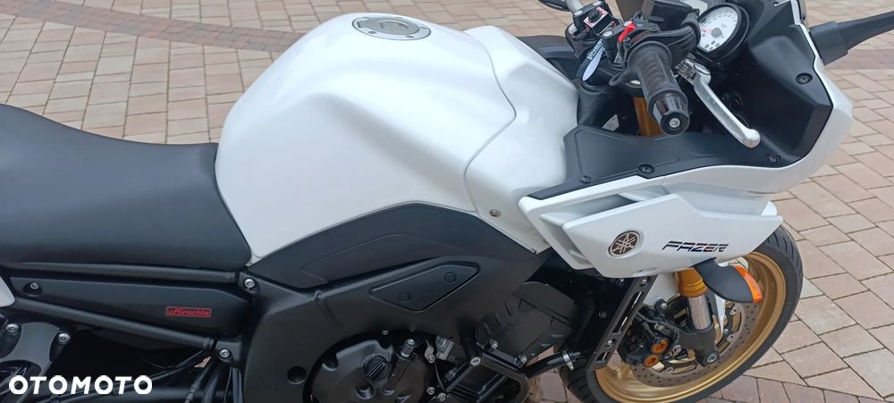 Yamaha FZ8 - 21