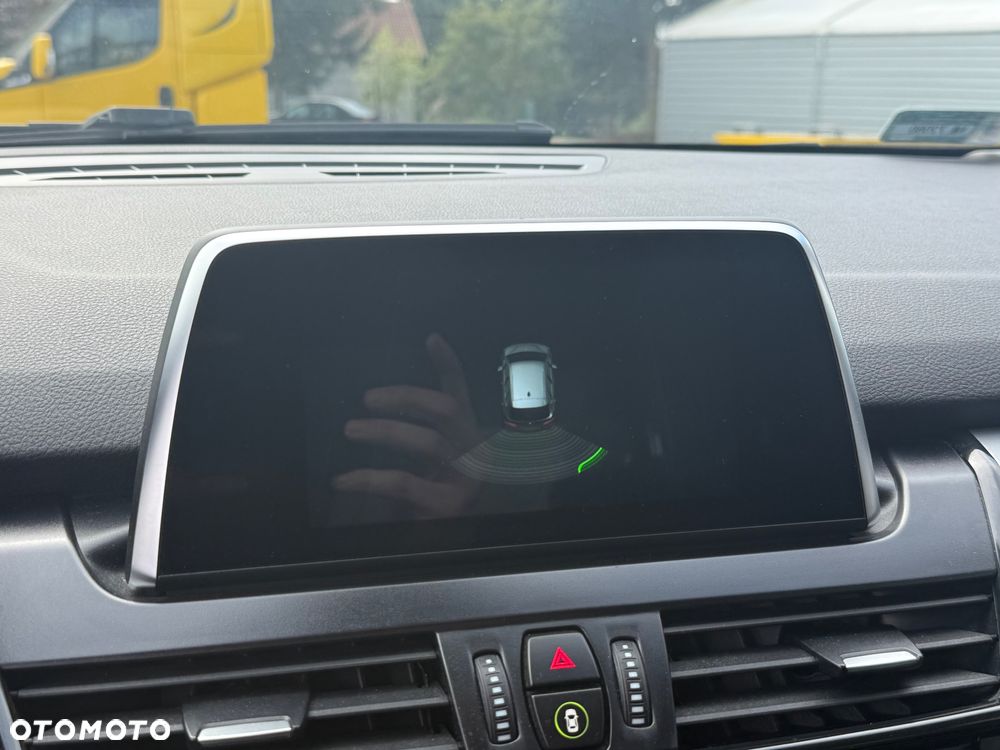 BMW Seria 2 218d GT Sport Line - 24