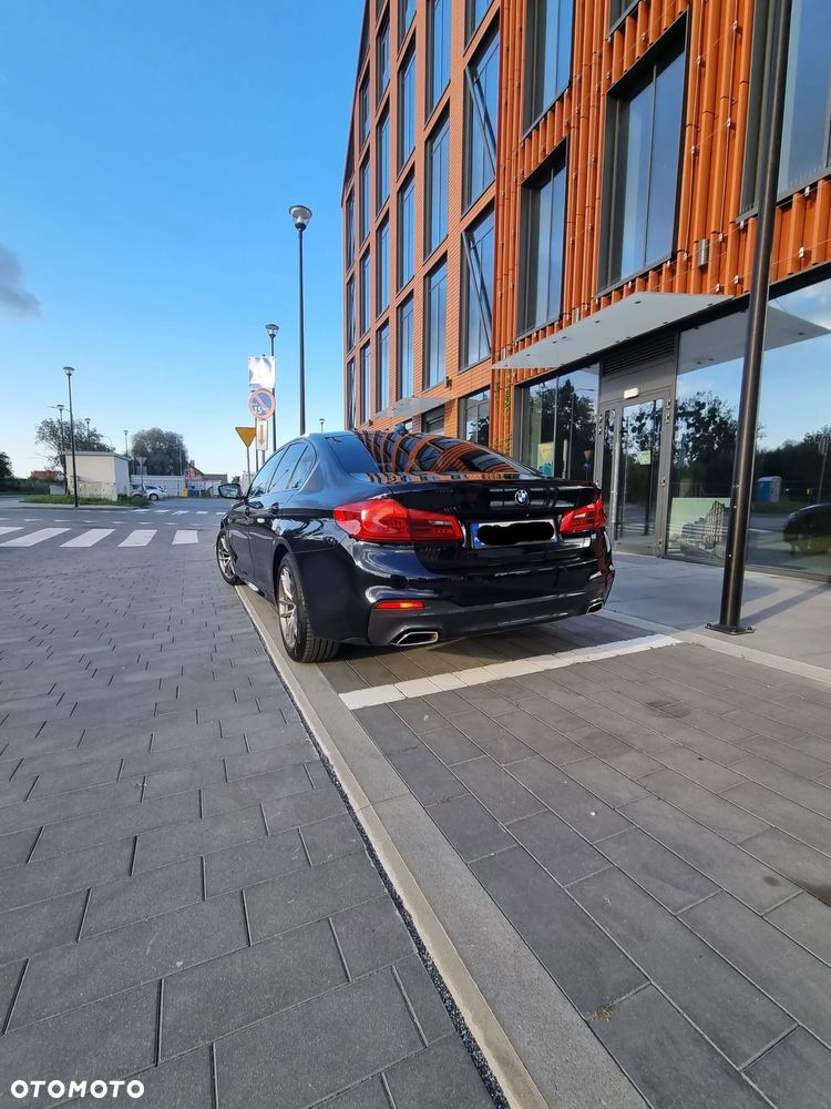 BMW Seria 5 520d M Sport - 4