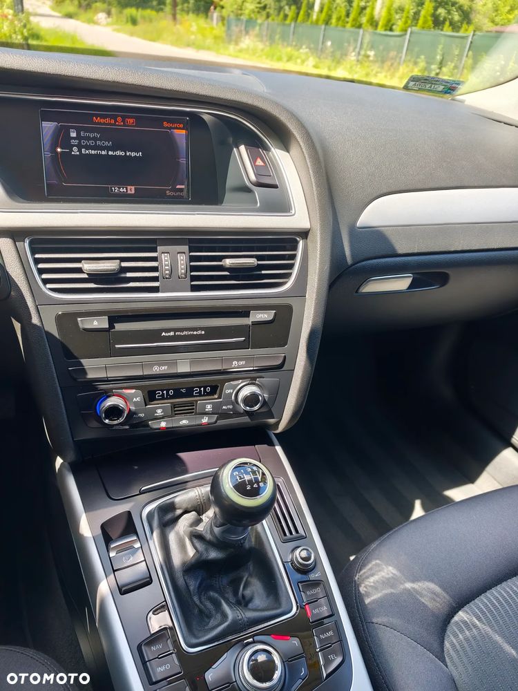 Audi A4 Avant 2.0 TDI ultra DPF Attraction - 21