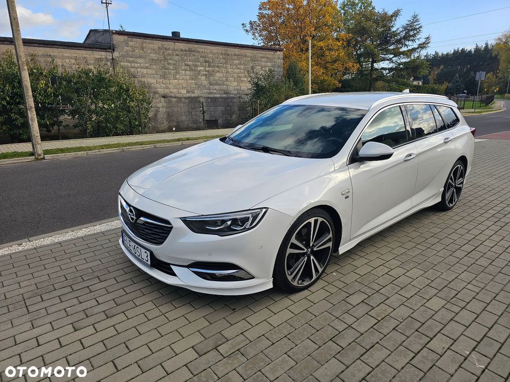Opel Insignia 2.0 BiTurbo 4x4 Exclusive - 2