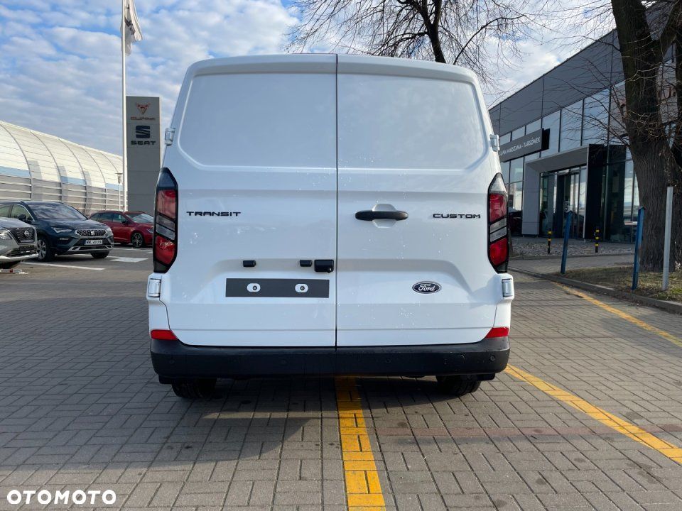 Ford Transit Custom - 4