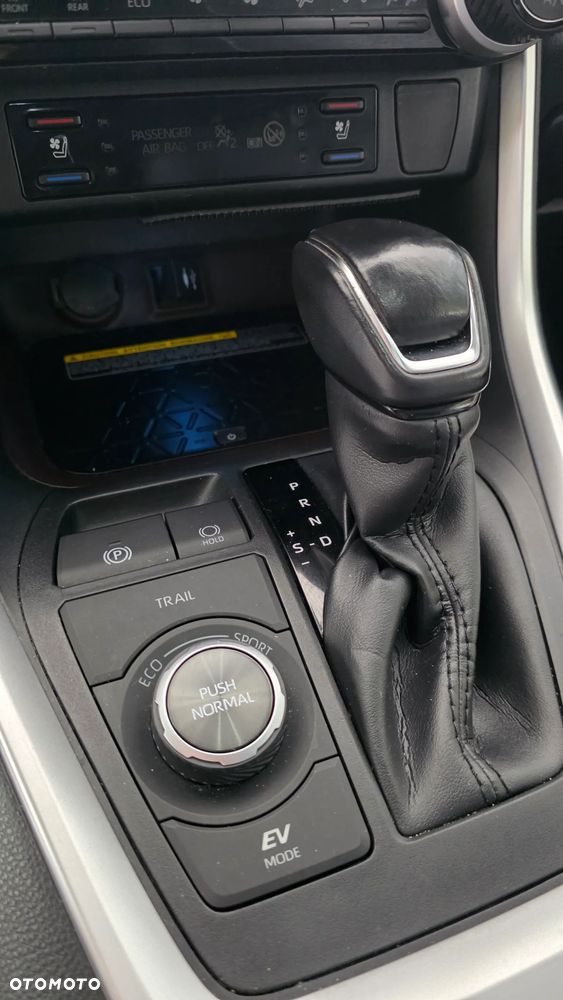 Toyota RAV4 2.5 Hybrid Executive 4x4 - 15
