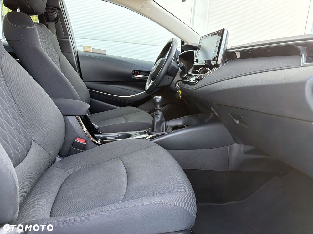 Toyota Corolla - 8