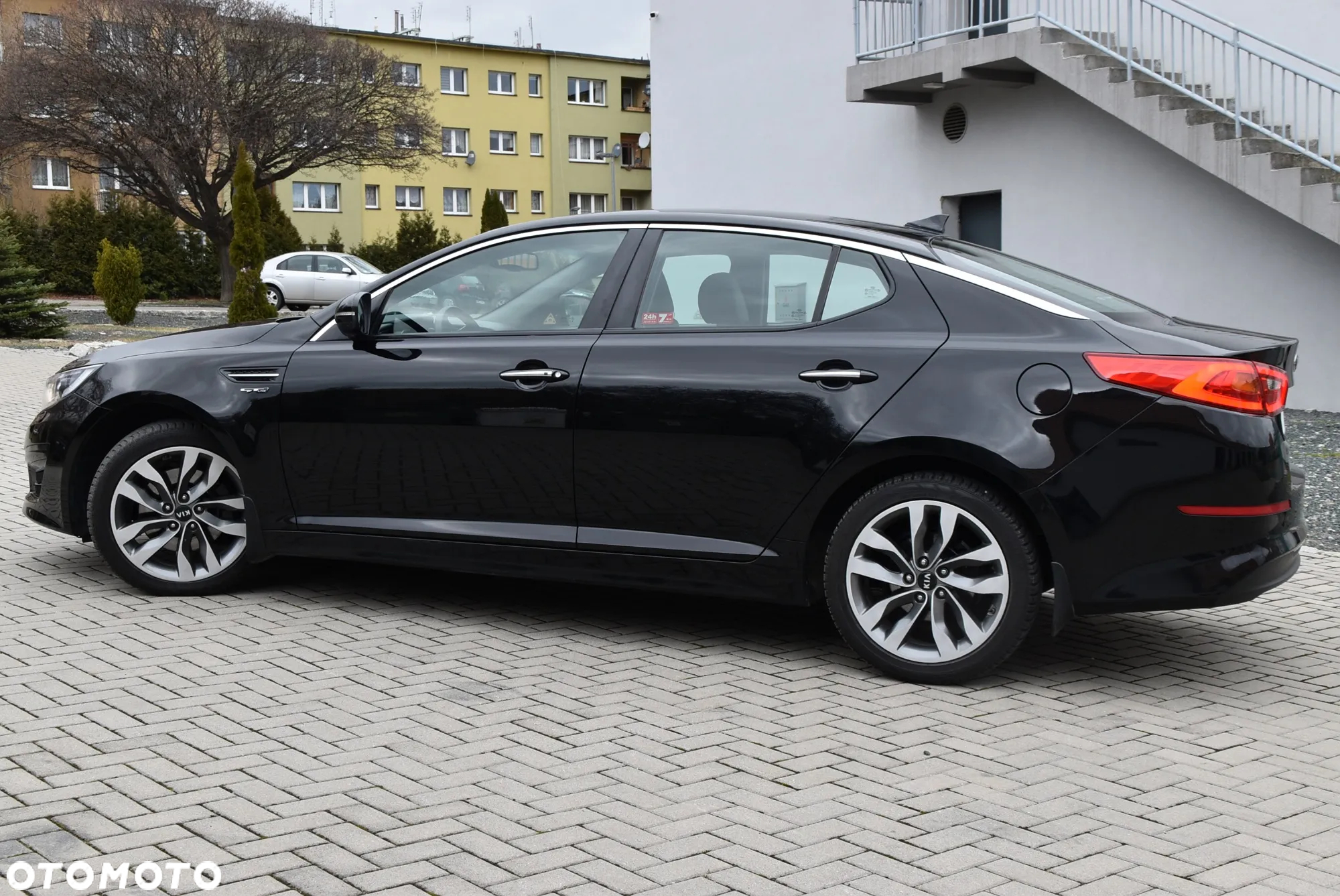 Kia Optima - 5