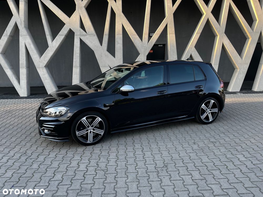 Volkswagen Golf - 7
