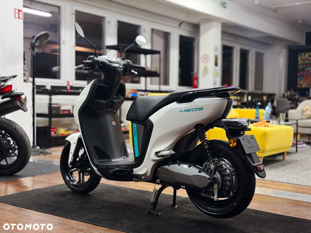 Yamaha Neos - 22