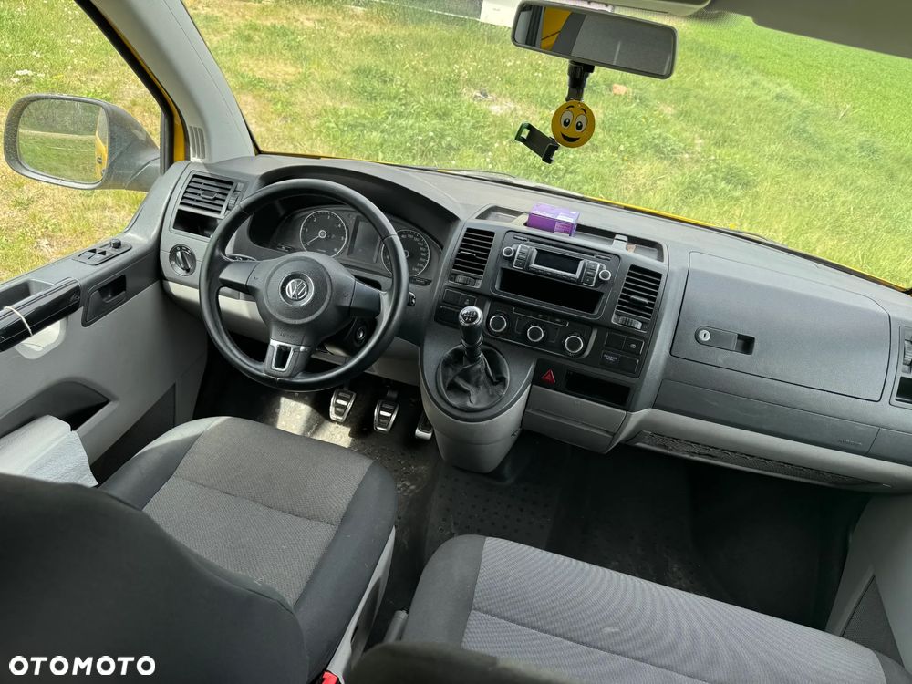 Volkswagen T5 - 11