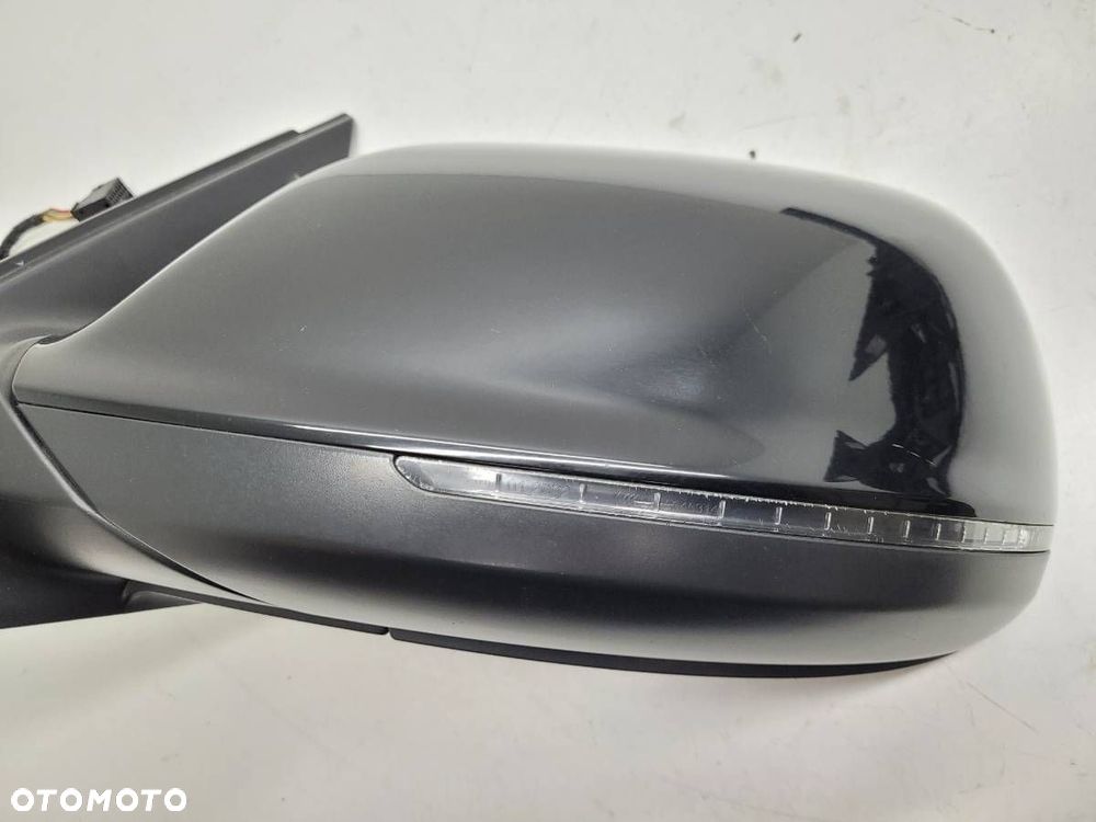 LUSTERKO LEWE AUDI Q5 8R 15 PIN 2011 - 2