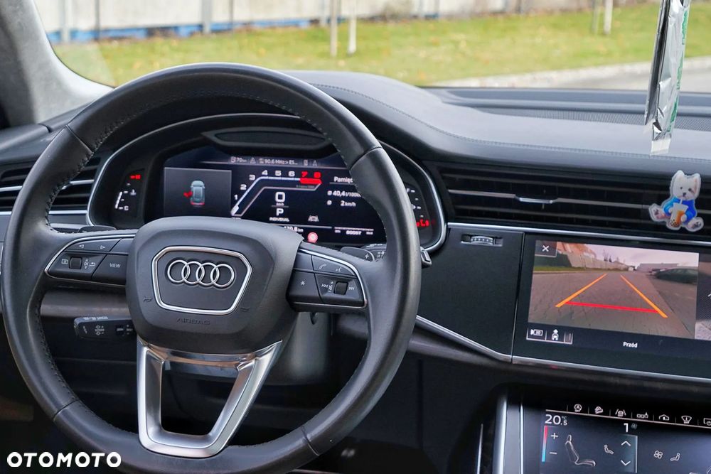 Audi Q8 SUV TFSI quattro 250 kW tiptronic S line business - 19