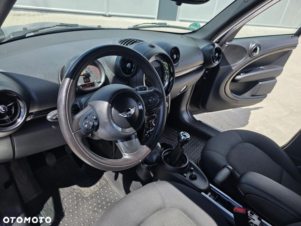 MINI Countryman Cooper D - 25