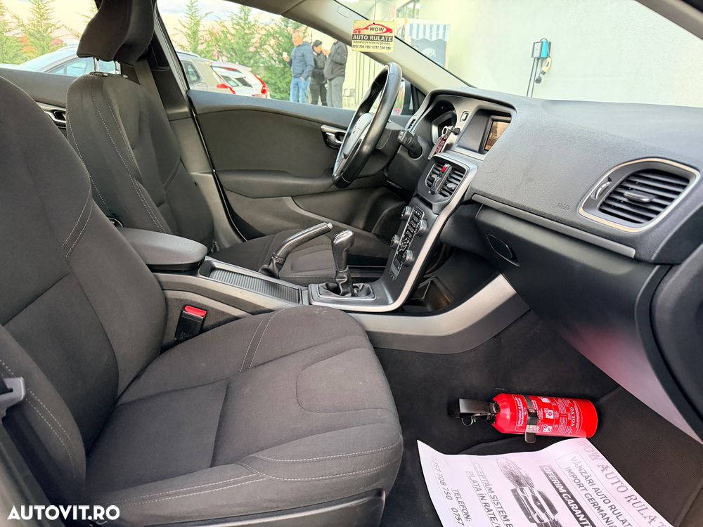 Volvo V40 D2 Kinetic - 15