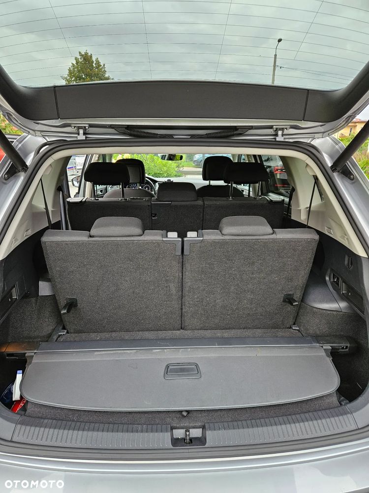 Volkswagen Tiguan - 23