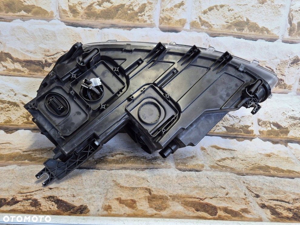 Reflektor Przód strona prawa Seat Alhambra (Mk2) xenon skrętny - 5