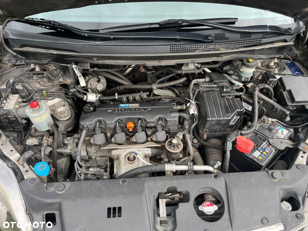 Honda FR-V - 8