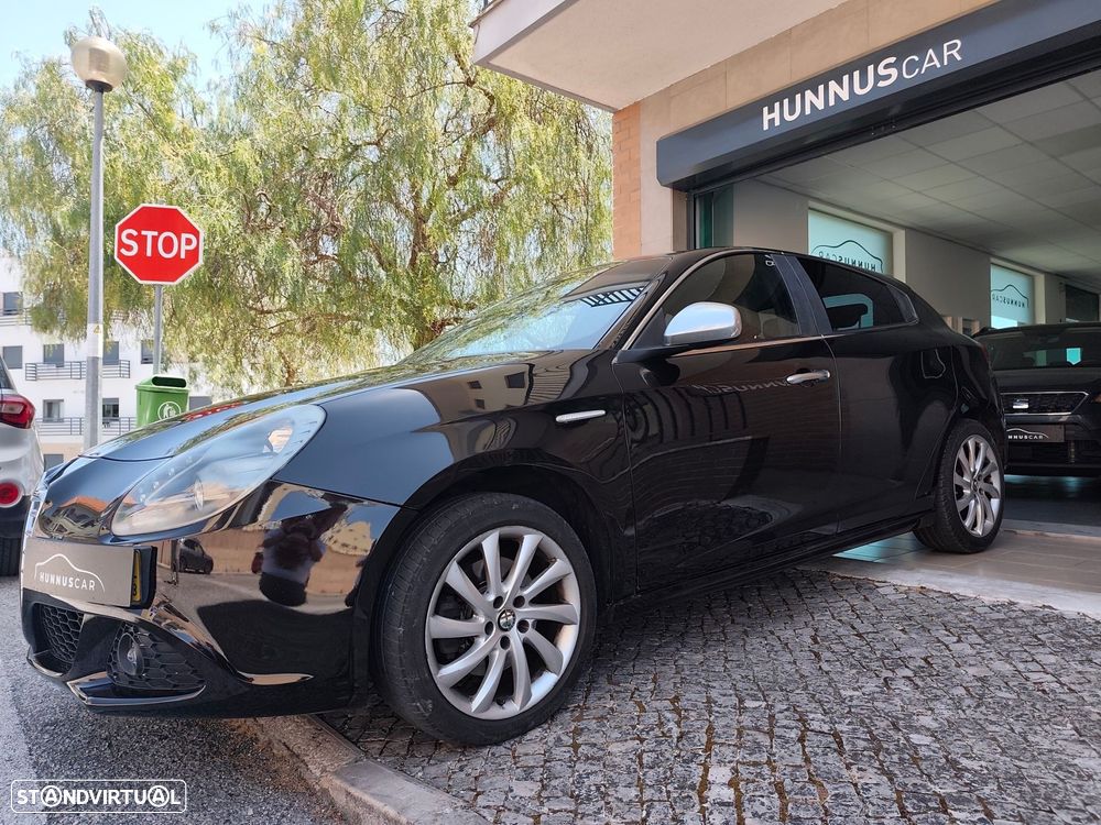 Alfa Romeo Giulietta 2.0 JTDM Distinctive - 3