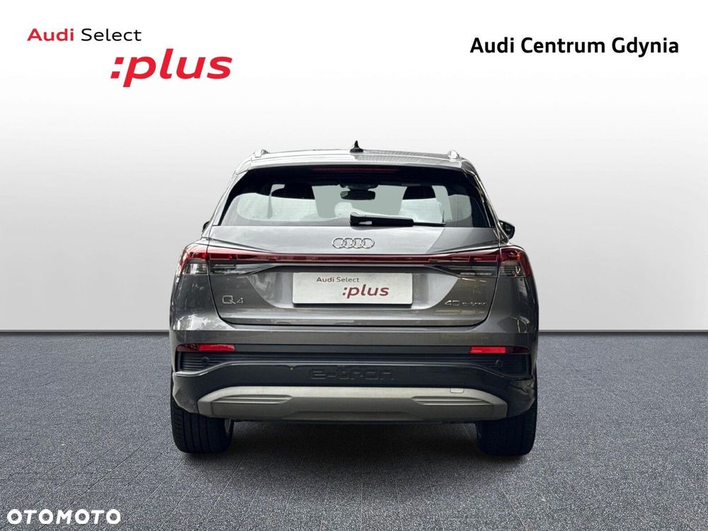 Audi Q4 e-tron - 4